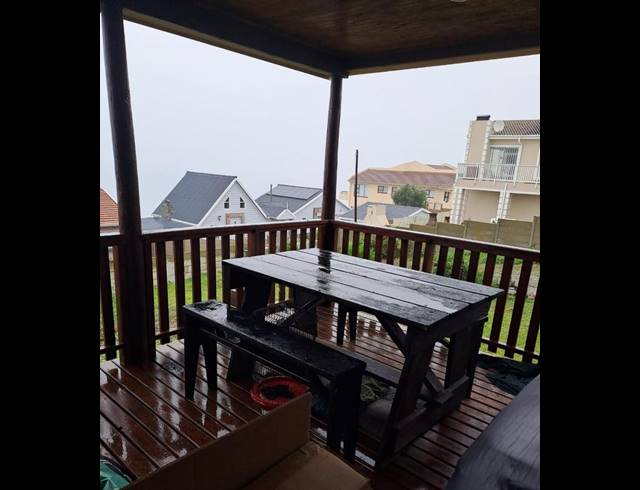 2 BEDROOM HOUSE FOR SALE IN DANA BAY